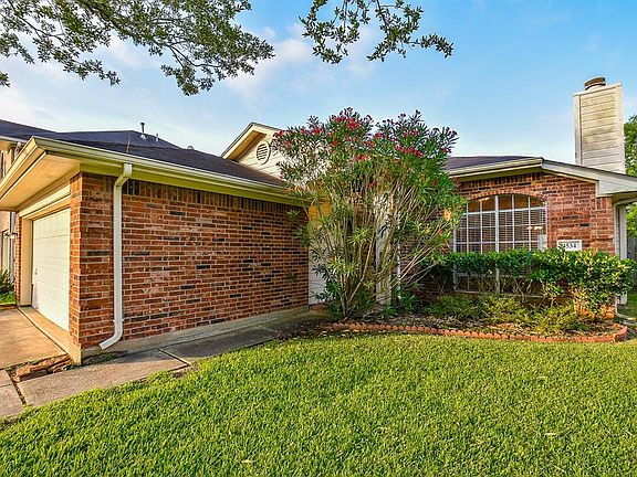3rd image of 4534 Reams Ln