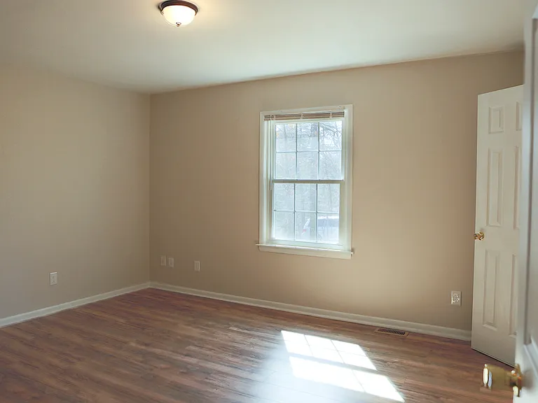 2 Deer Path Rd — Photo 12