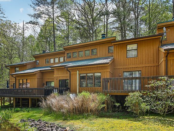 3rd image of 24 Chestnut Ridge Road #23D