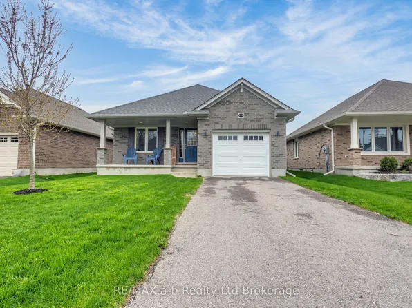 242 Wilson Ave, Tillsonburg, ON N4G 0H4