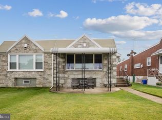 8945 Calvert St, Philadelphia, PA 19152