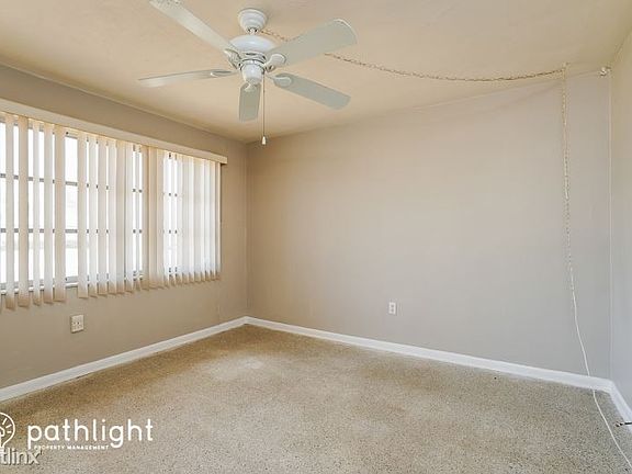 5th image of 2330 Woodland Blvd
