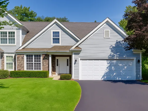 500 Andover Ct #500, Lake Forest, IL 60045