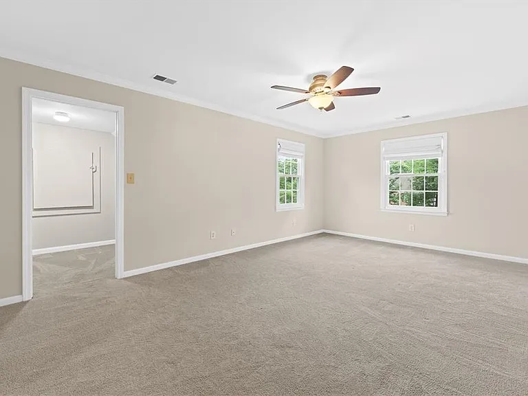 4496 Windsor Oaks Dr — Photo 27