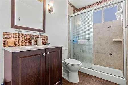 904 Kostner Dr — Photo 9