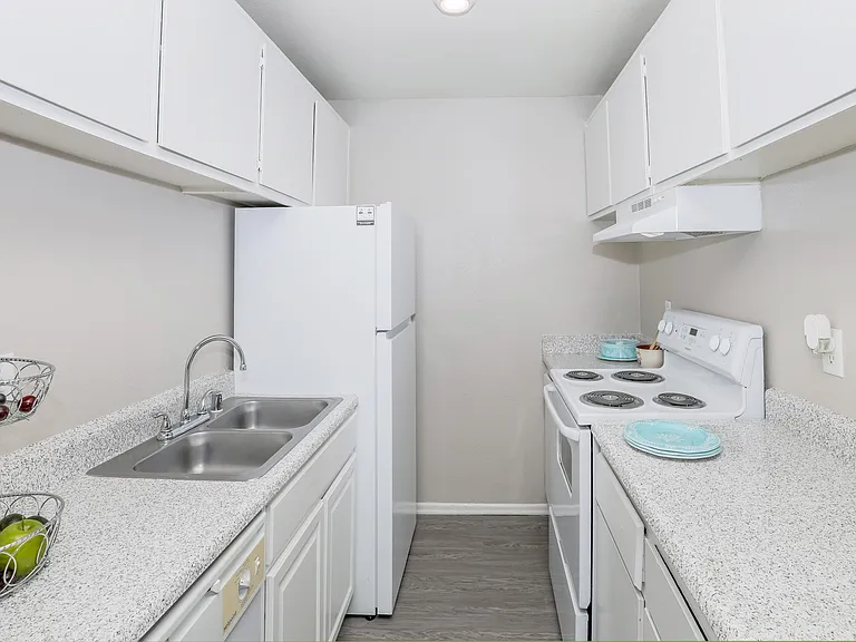 Creekside Village — Photo 10