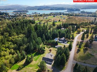 146 Flagstone Dr, Silverlake, WA 98645