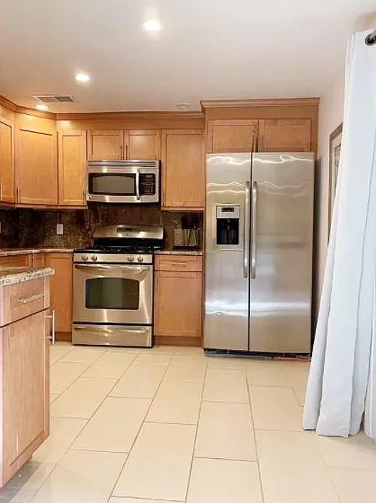 295 W Wyoming Ave #1A — Photo 2
