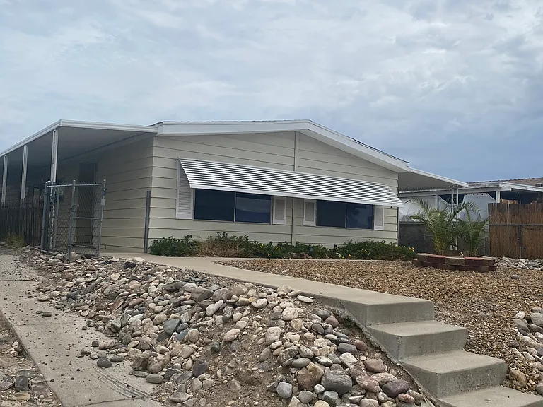 631 Terrace Dr — Photo 1