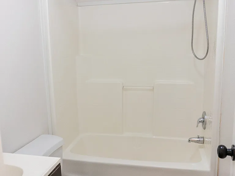 4210 W Sutton Dr — Photo 16