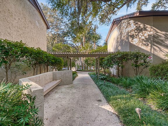 2nd image of 2357 Boxwood Ln