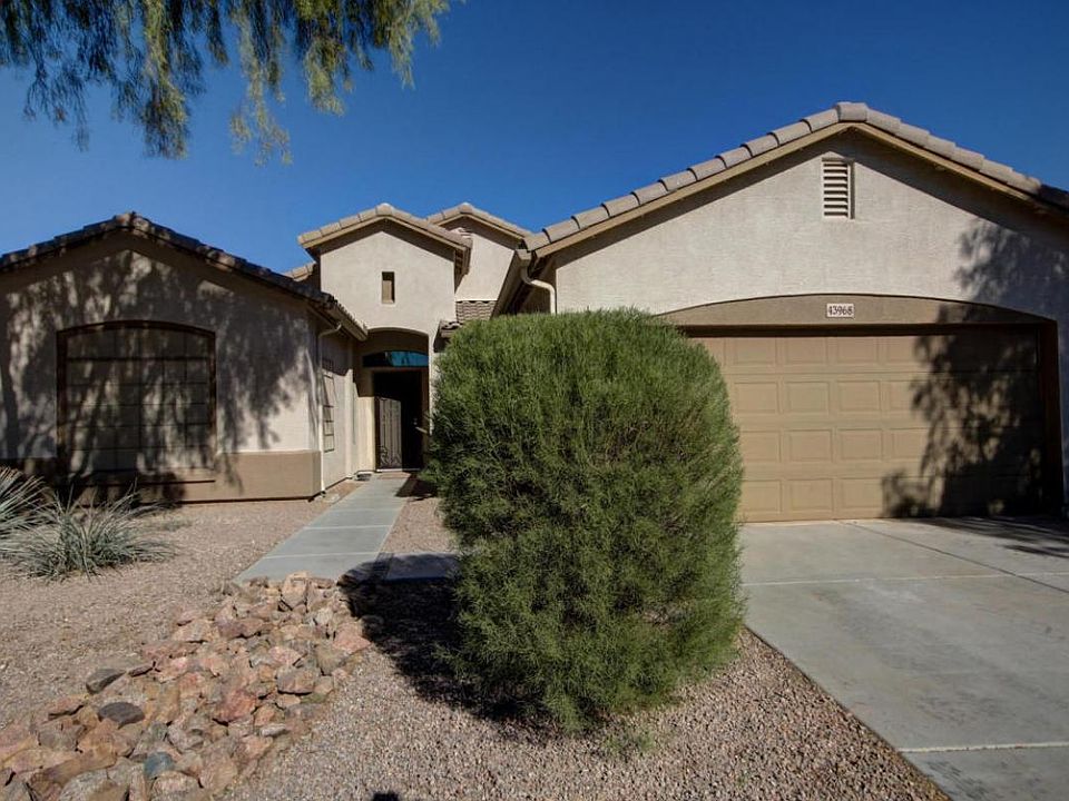 1st image of 44117 W Windrose Dr