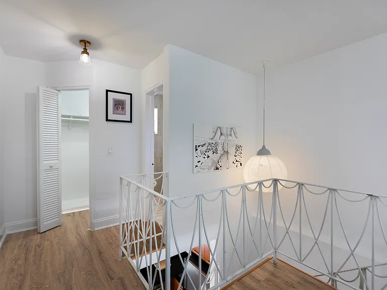 421 NE 68th St #7 — Photo 9