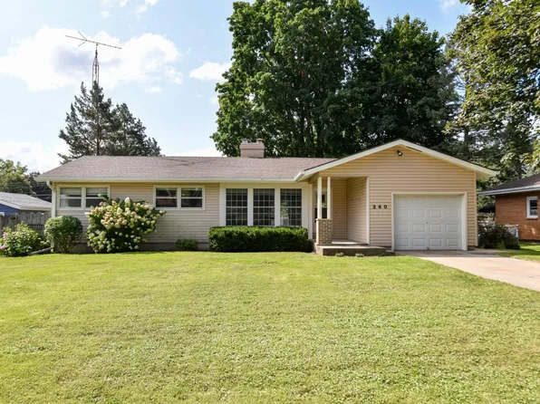 240 West Wisconsin STREET, Delavan, WI 53115