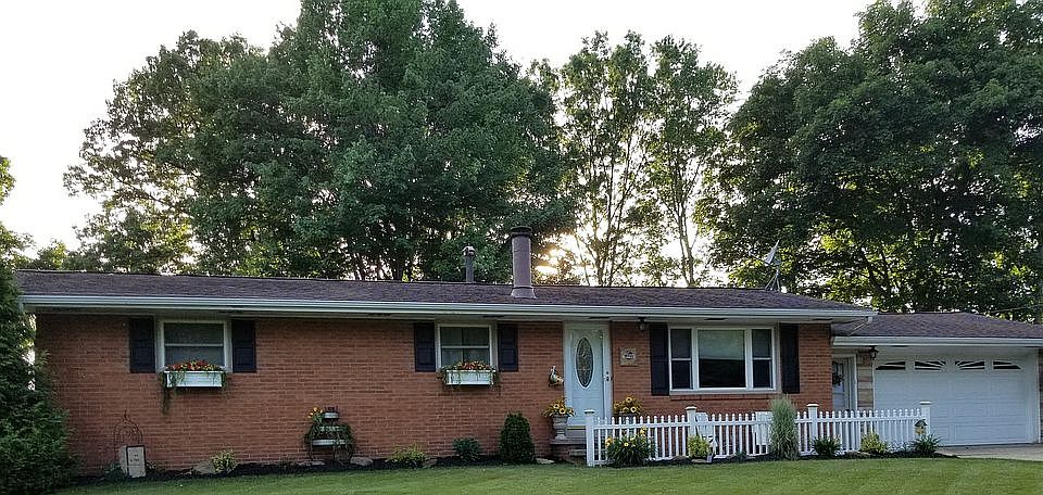 1st image of 4805 Loraine Dr