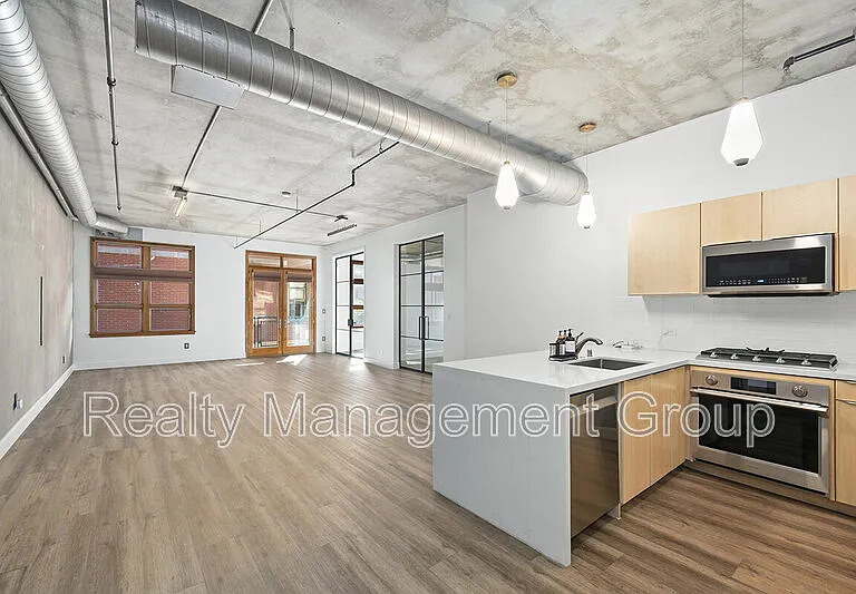 877 Island Ave #312 — Photo 2