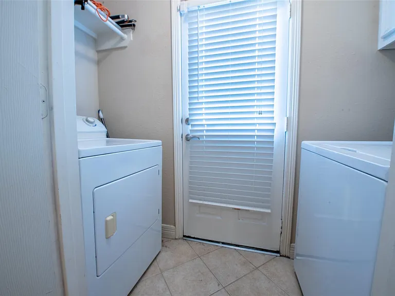 4405 Marina St #A — Photo 18