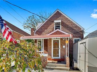 2561 Young Ave, Bronx, NY 10469