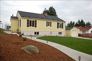2nd image of 1310 Humphrey Ave W