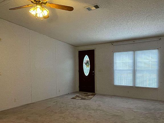 5th image of 225 SW Kaman Dr