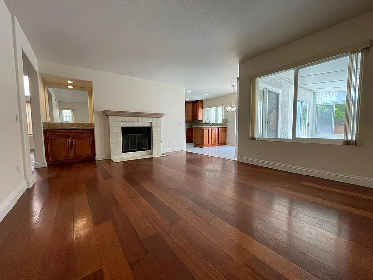 11724 Kismet Rd — Photo 3