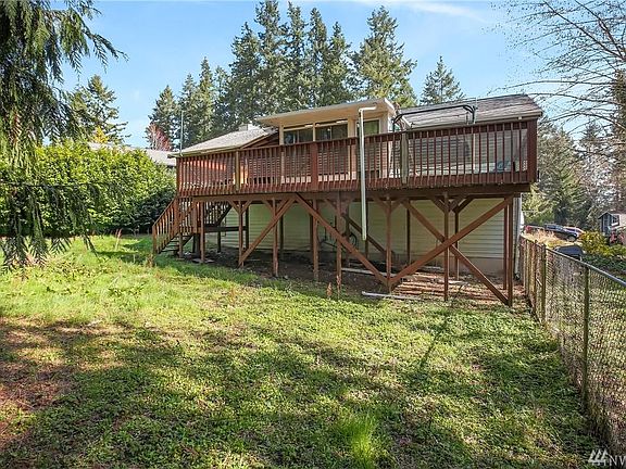 3rd image of 4604 Basswood Ct SE
