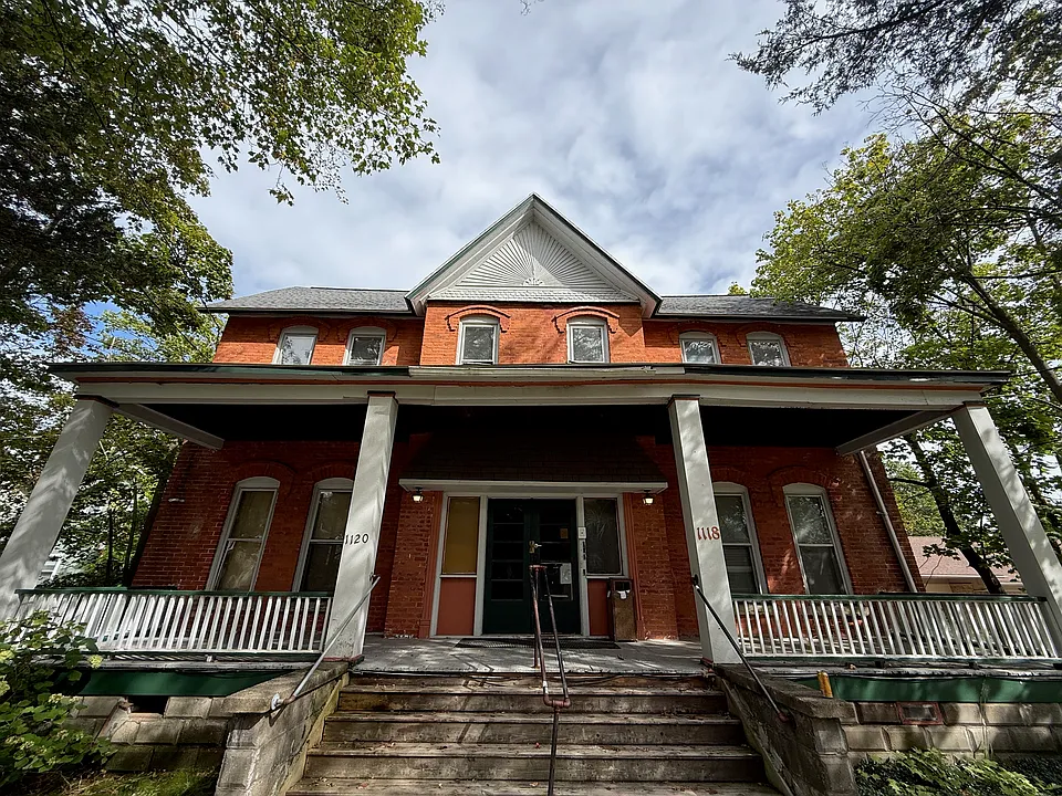 1118 Jefferson Ave #3