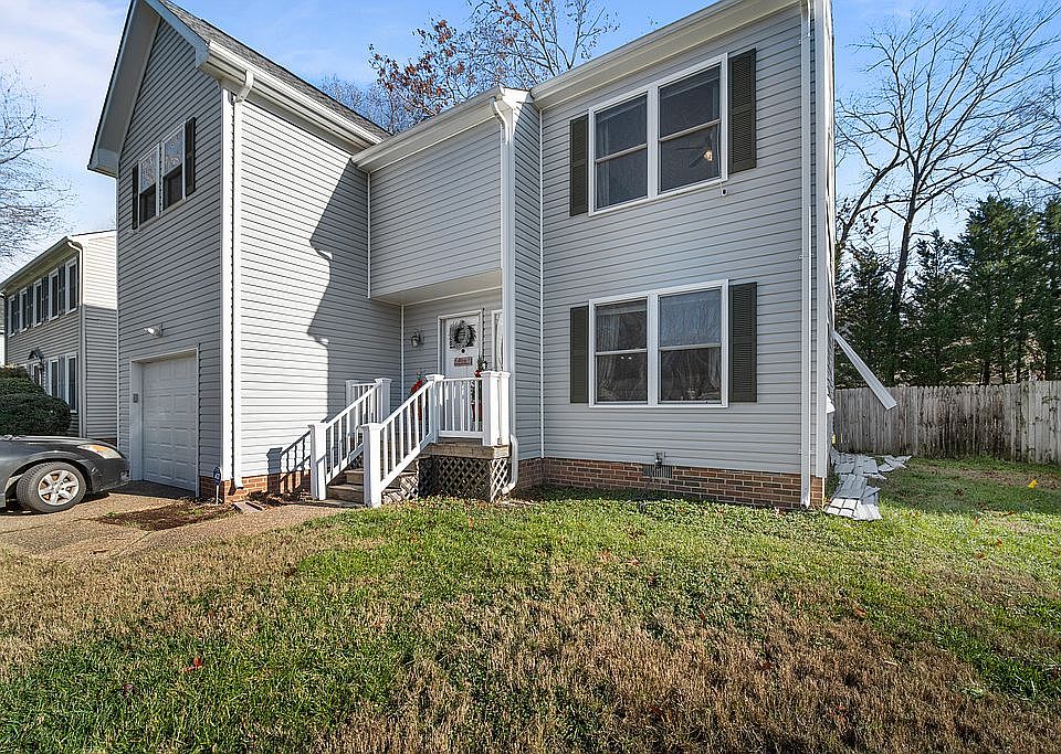 1st image of 930 Lockspur Cres