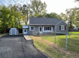 3435 Clairmont St, Flint, MI 48532