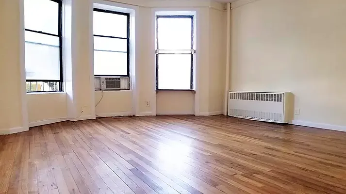 Rented by Nooklyn NYC LLC | media 20