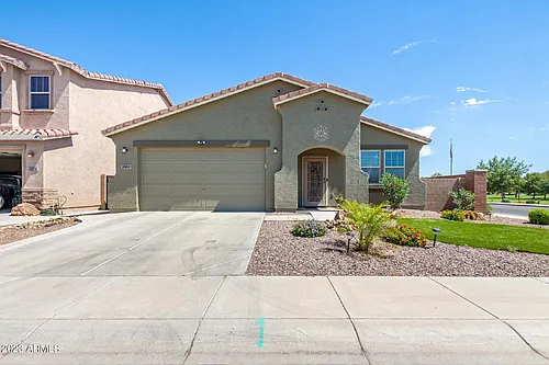 3652 E Odessa Dr Photo 1