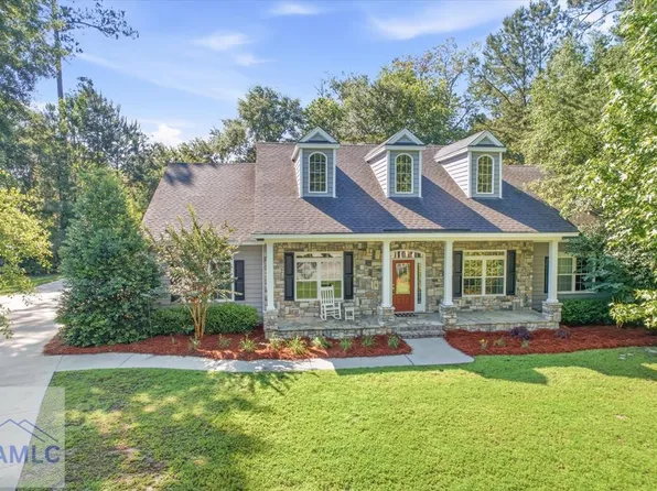 37 Macbeth Ct, Richmond Hill, GA 31324