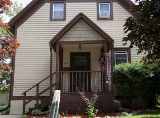 427 W Michigan St, Port Washington, WI 53074