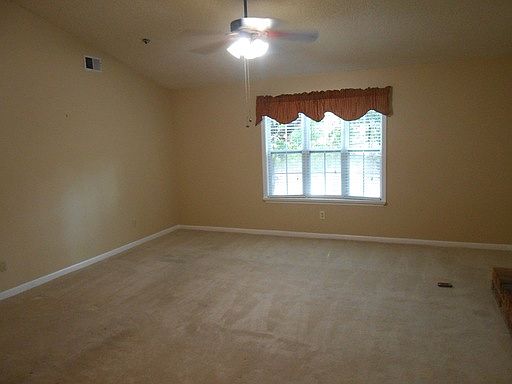 4th image of 2092 S Sherwood Dr APT E36