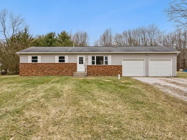 246 Woodside Dr SW, Pataskala, OH 43062