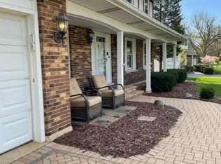 2133 Hull Ct, Naperville, IL 60565