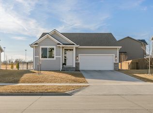 2640 SE Bluestem Dr, Waukee, IA 50263