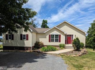 6331 Furnace Rd, Waynesboro, PA 17268