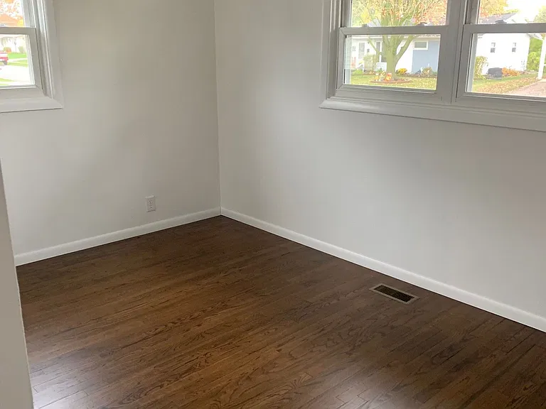 1113 Motz St — Photo 6