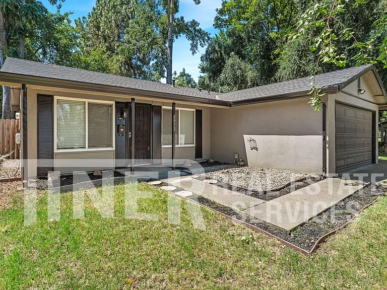 8912 Lanier Way — Photo 7