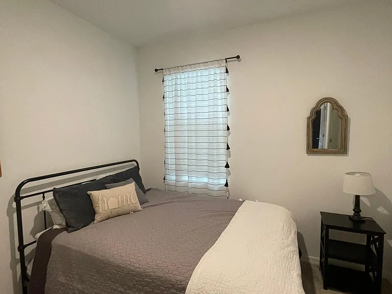 5616 Los Robles Ct — Photo 11
