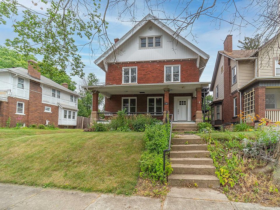 1st image of 388 Fairwood Ave