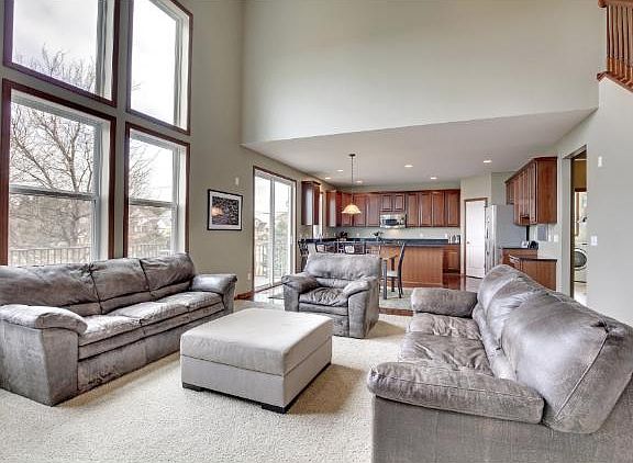 5th image of 2226 Cottage Grove Alcove