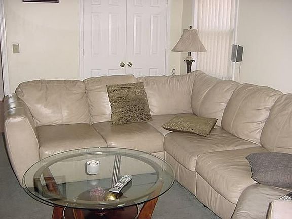 4th image of 1142 Highcliff Ct