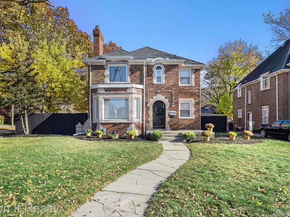18046 San Juan Dr, Detroit, MI 48221