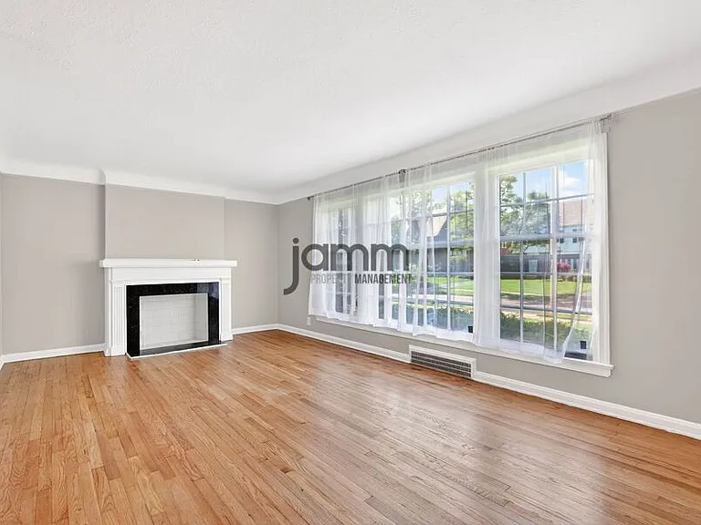 19239 Winslow Rd — Photo 27
