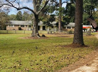 415 W Hawthorne Rd, Leesville, LA 71446