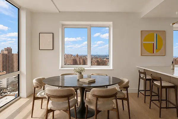 Dining area, photo 1