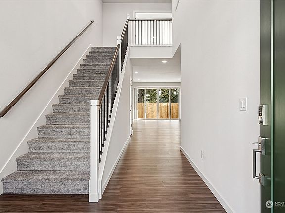 4th image of 20921 47th Avenue Ct E #6