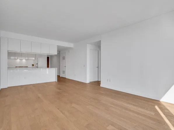 99 Hudson Street image 9 of 49